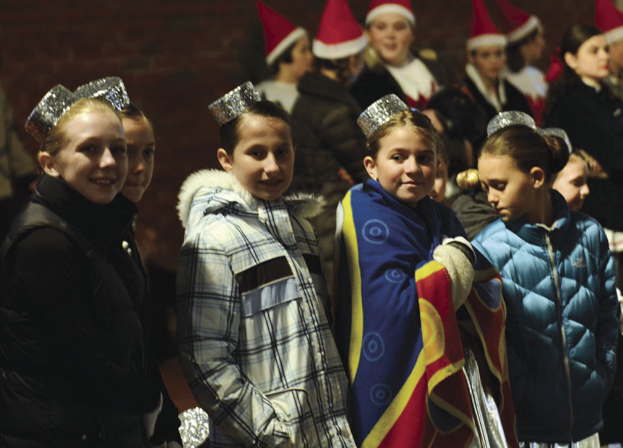 J-ToG-tree lighting_3288.jpg